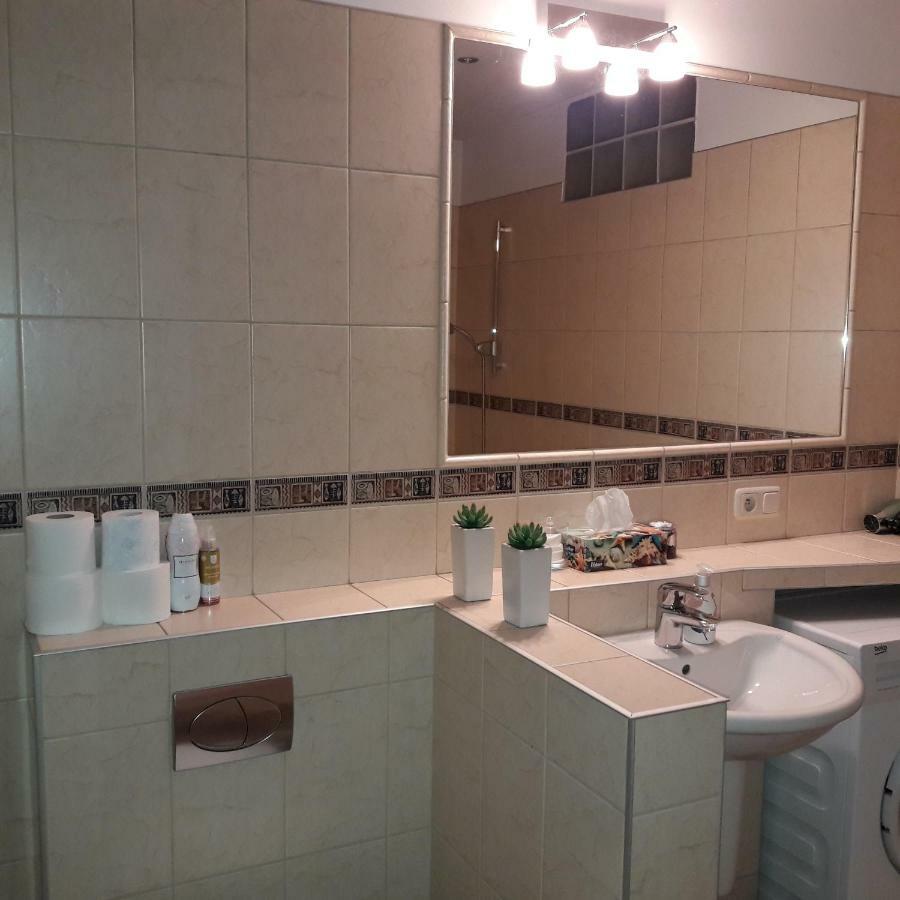 Nyc Apartment Krakow Ngoại thất bức ảnh